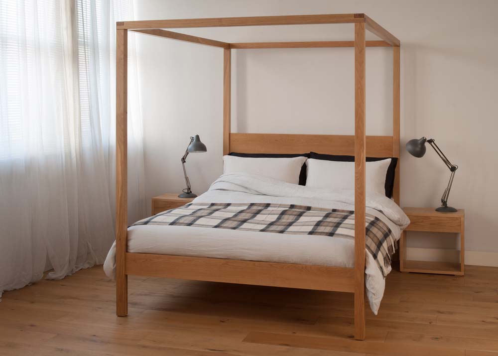 the orchid 4 poster wooden bed in solid oak