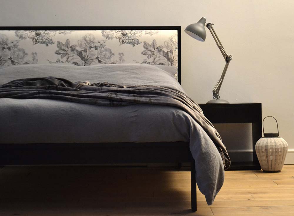 Glamorous Gothic Black Beds Bedrooms