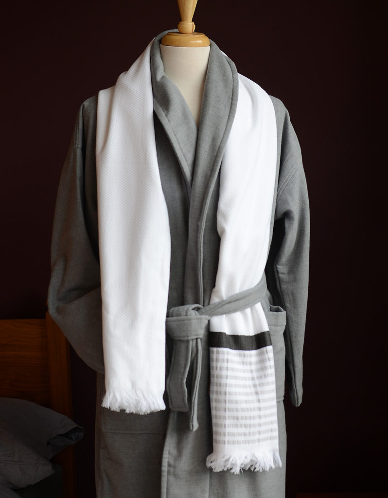 Hammam-towel-with-towelling-grey-robe