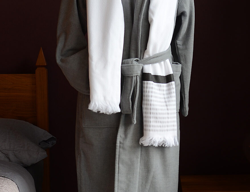 Hammam-towel-with-towelling-grey-robe