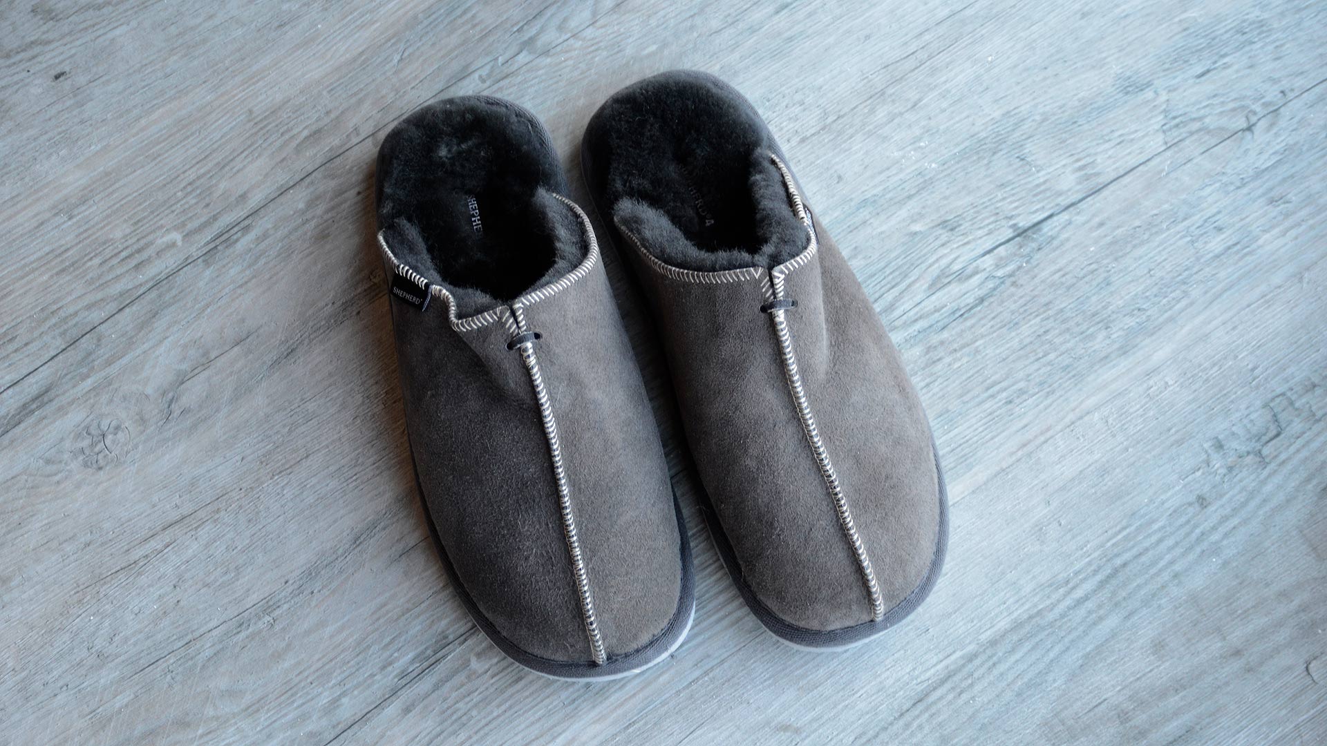Hugo sales shepherd slippers