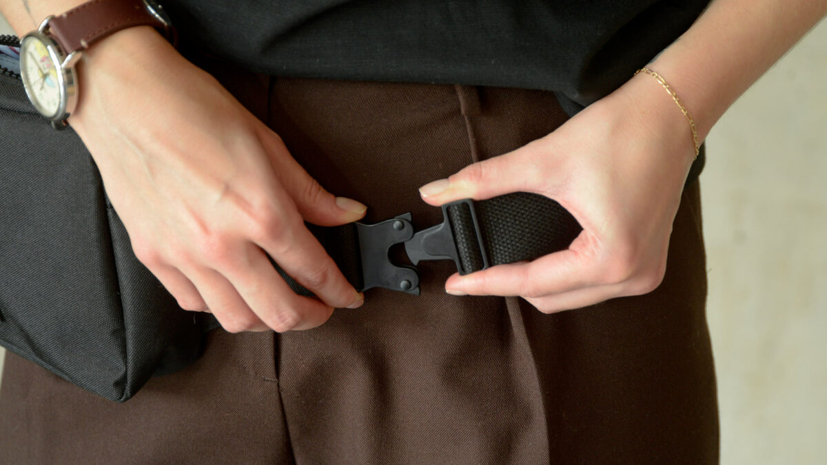 Lefrik Black Bumbag Clasp 2