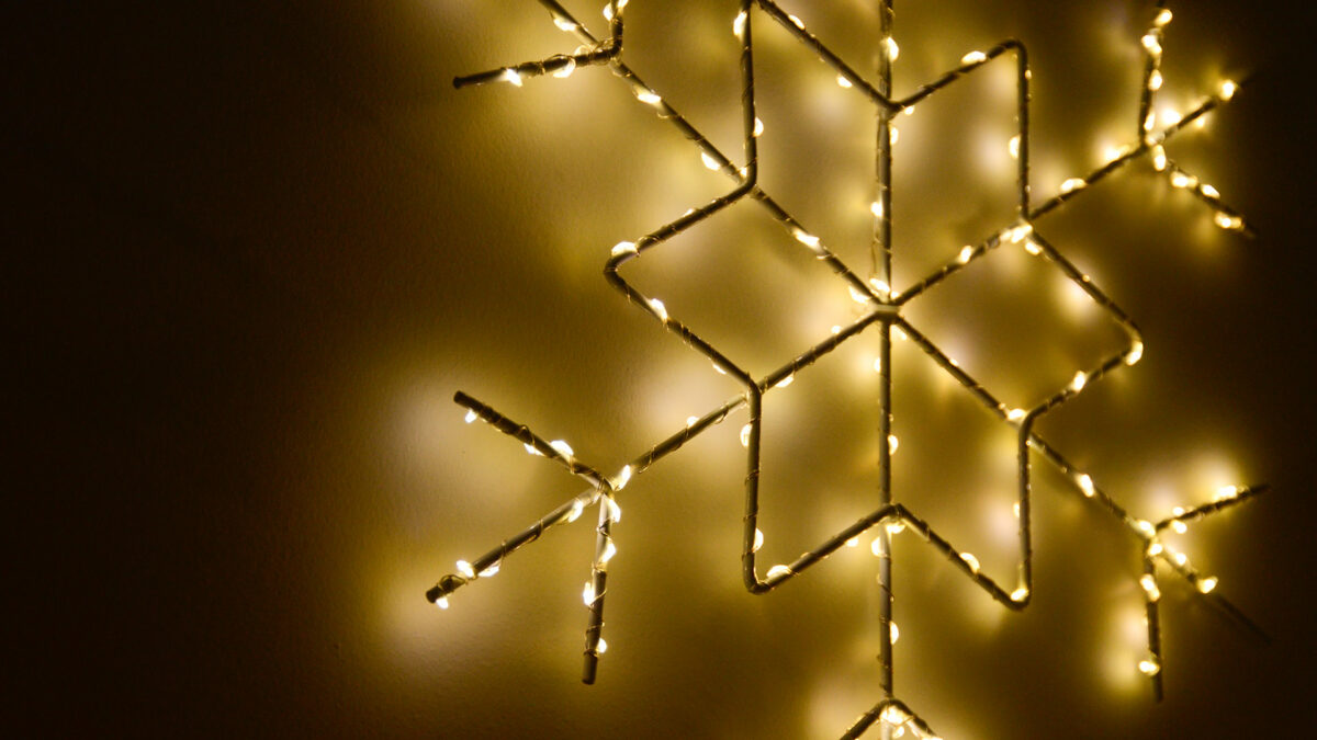 Light Up Snowflake Closeup 1
