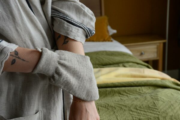 Meraki Exfoliating Glove on Model
