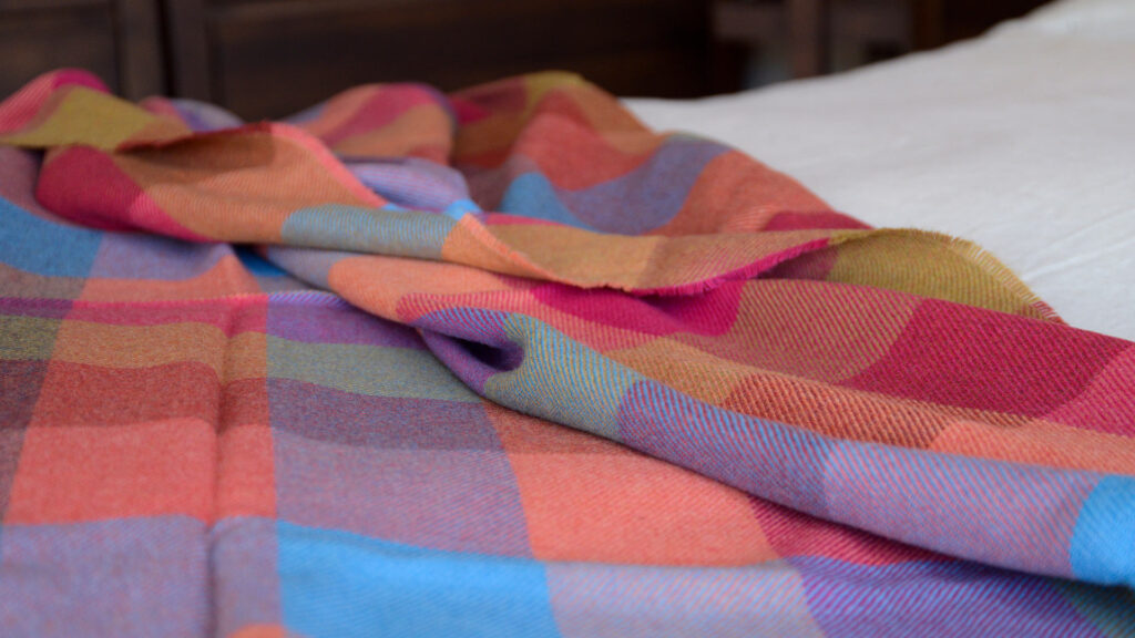 Merino Lambswool Check Throws DUSK Folded