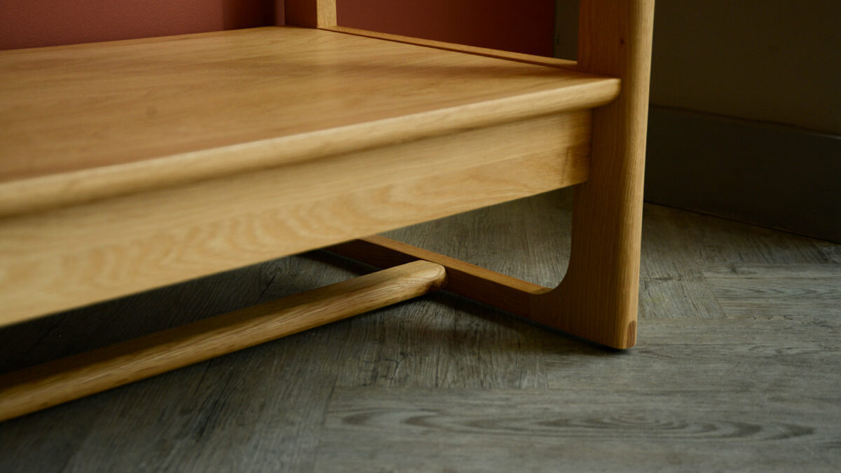Mid Century Oak Open Wardrobe Base detail