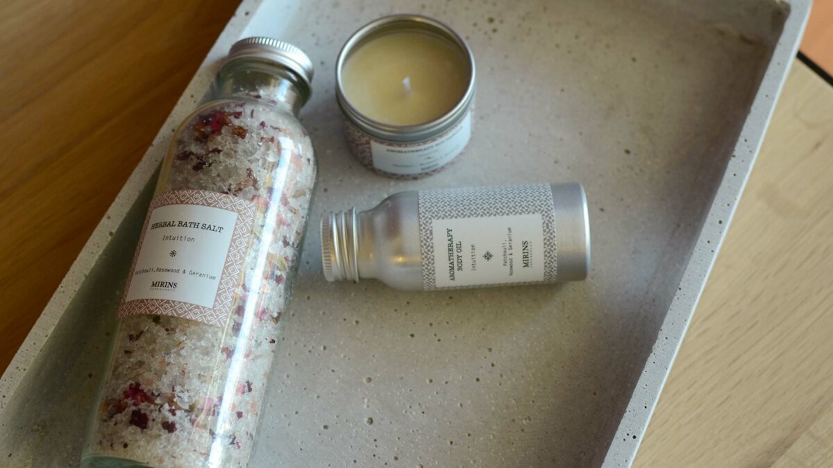 Mirins-Intuition-set-bath-salts-body-oil-candle