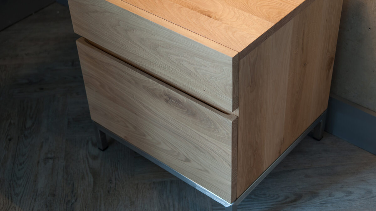 Ligna bedside cupboard