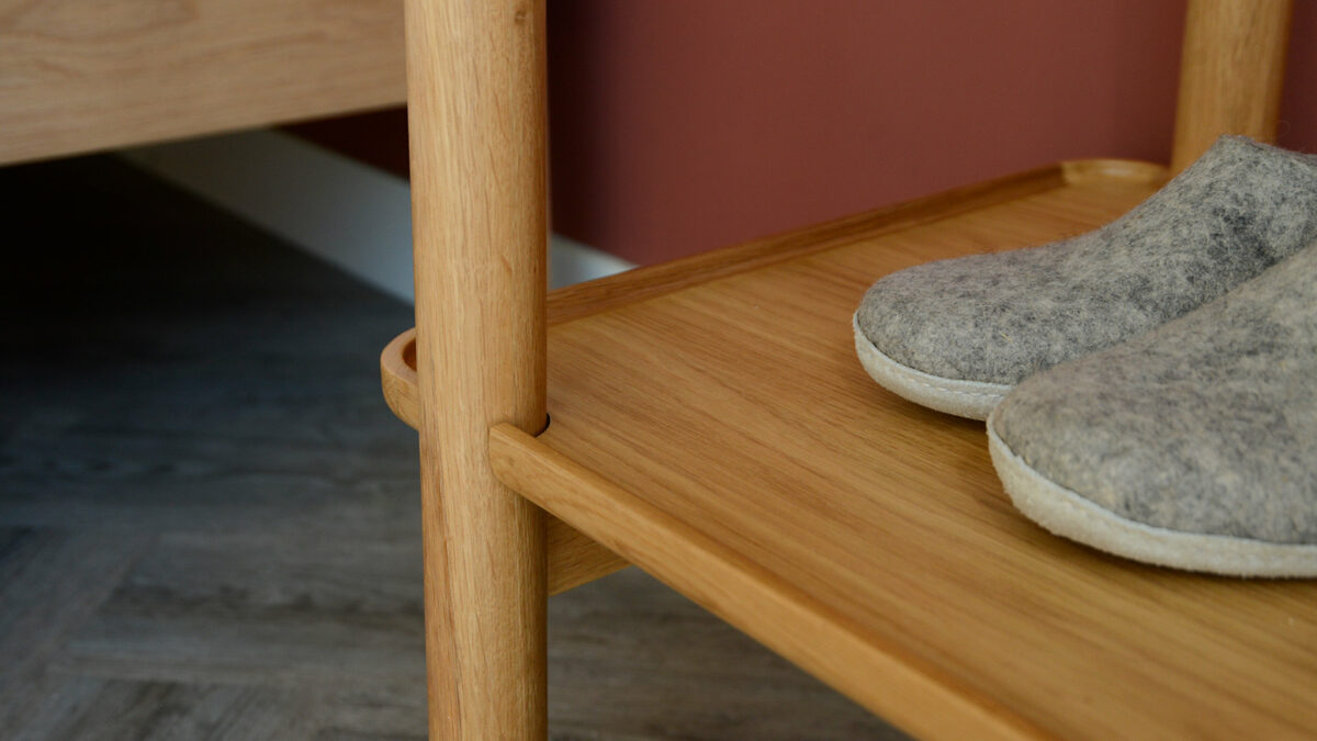 Oak Open Wardrobe Spindle Base Detail