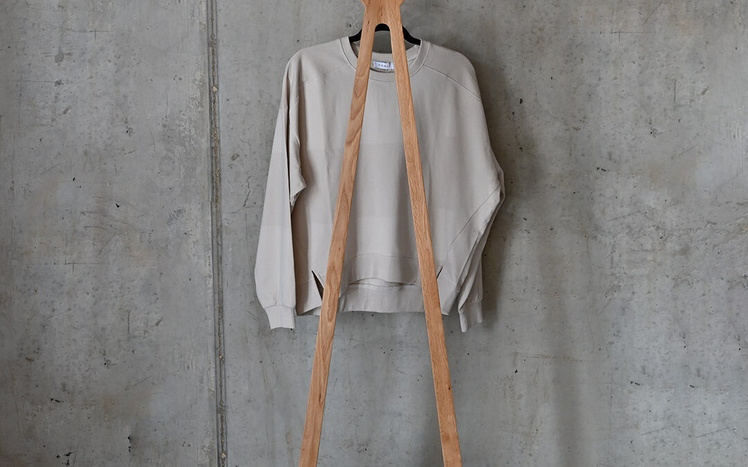 Wall Mounted Oak Clothes Rails - Image 6