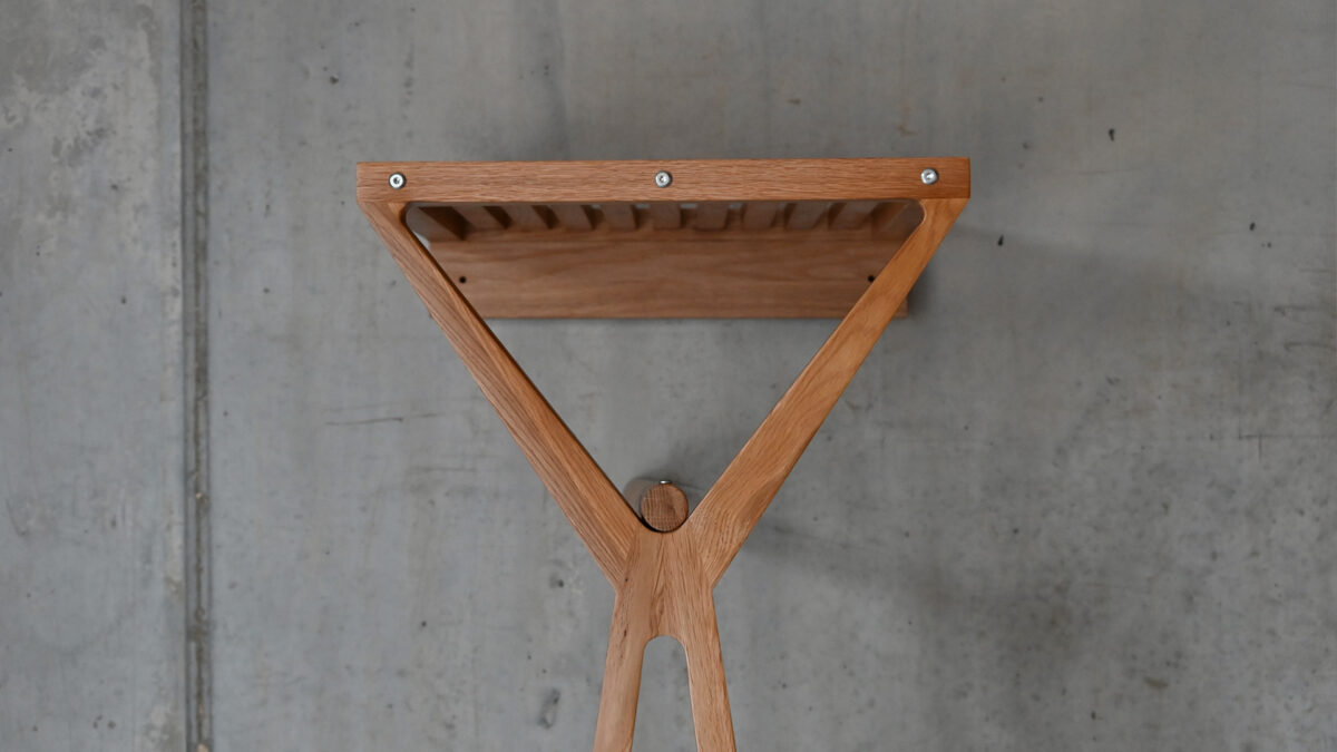 Wall Mounted Oak Clothes Rails - Image 7