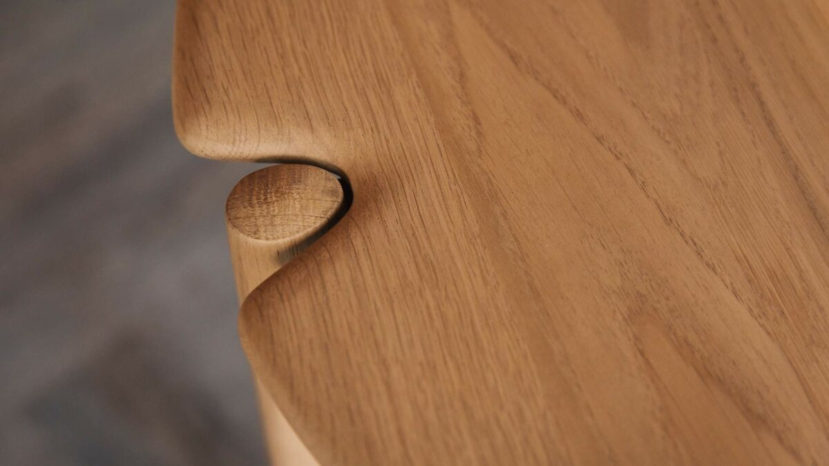 PI table top detail