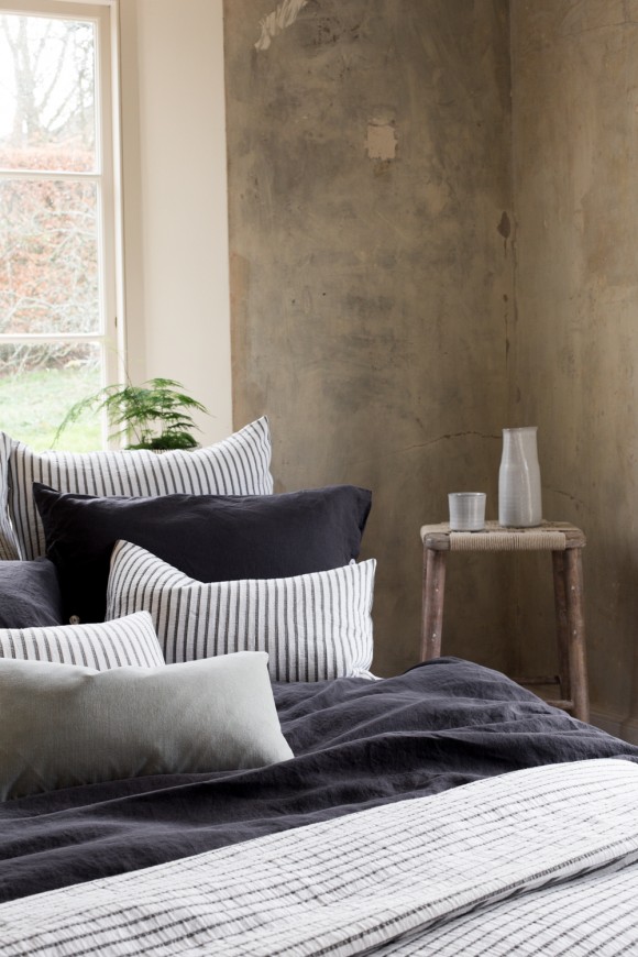 striped cotton rich blanket & cushions