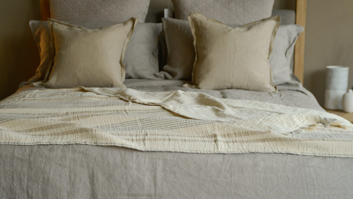 Picnic cotton striped throw grey and stone