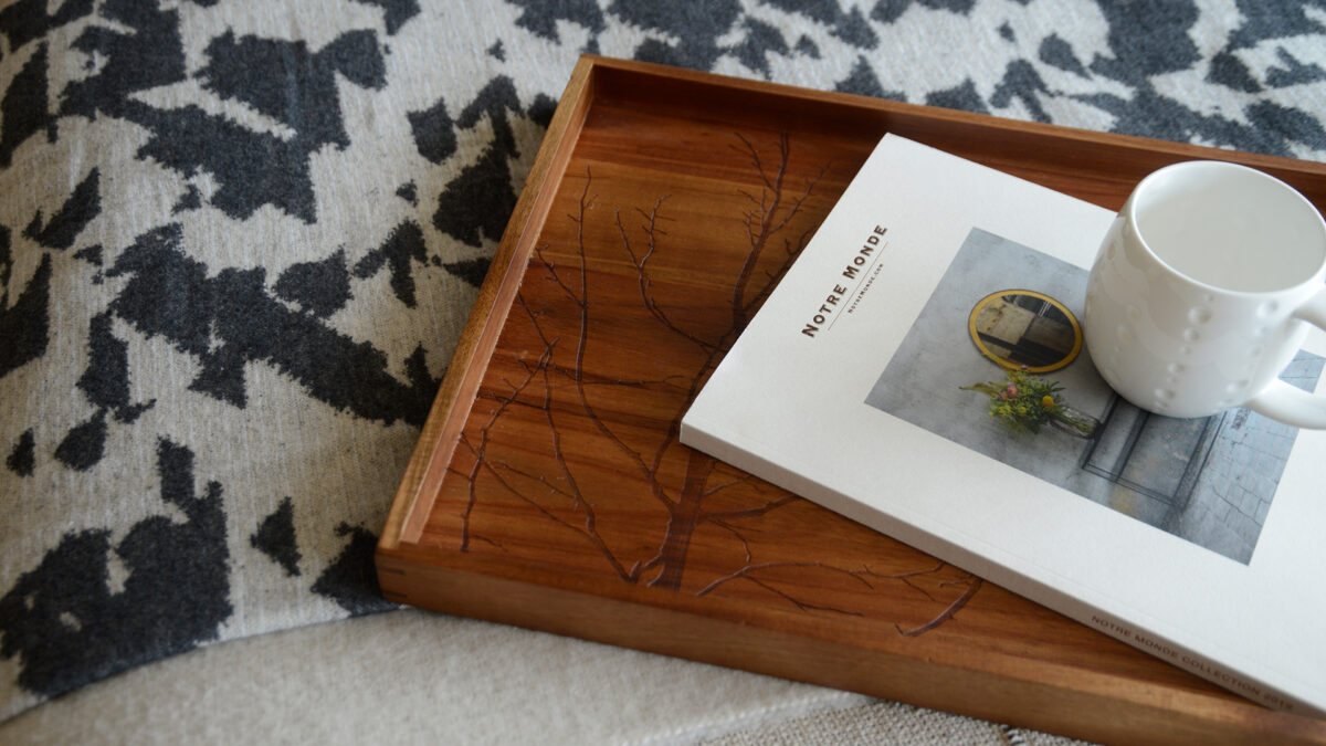 Rader Tree Bee Tray with Book Mug