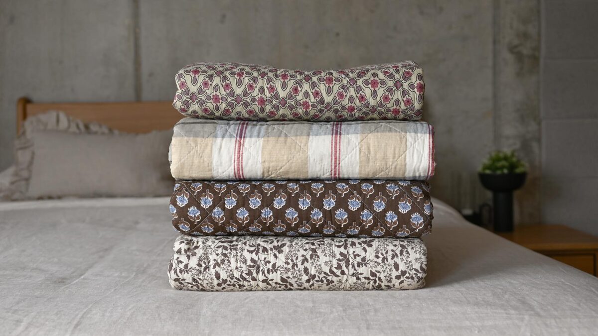 Retro Quilted Throws - Plum & Chocolate