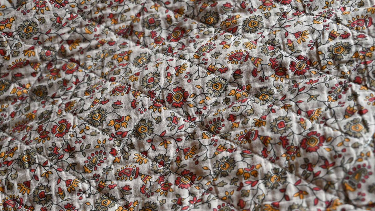 Retro Quilted Throws - Warm Tones - Image 14