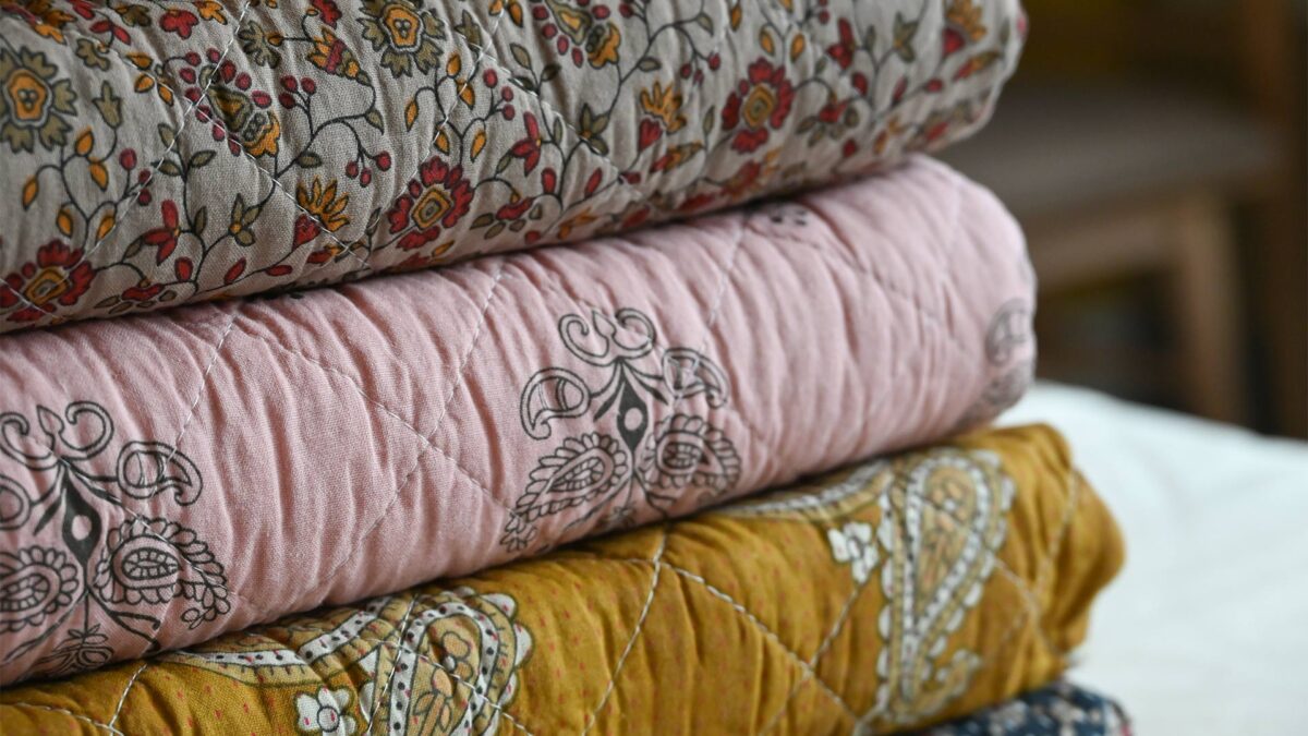 Retro Quilted Throws - Warm Tones - Image 2