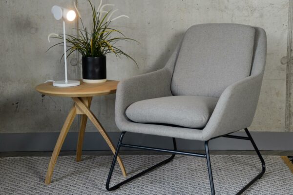 Sled Base Armchair Light Grey with Twist Table