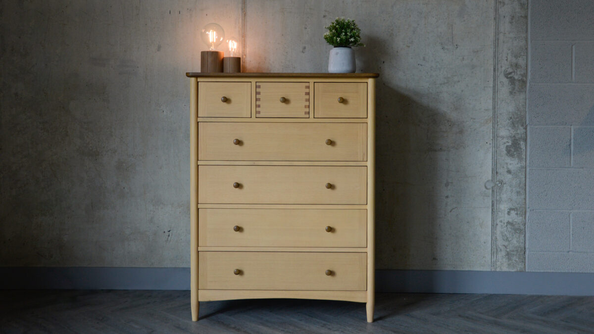 Two Tone 7 drawer chest front view with accessories