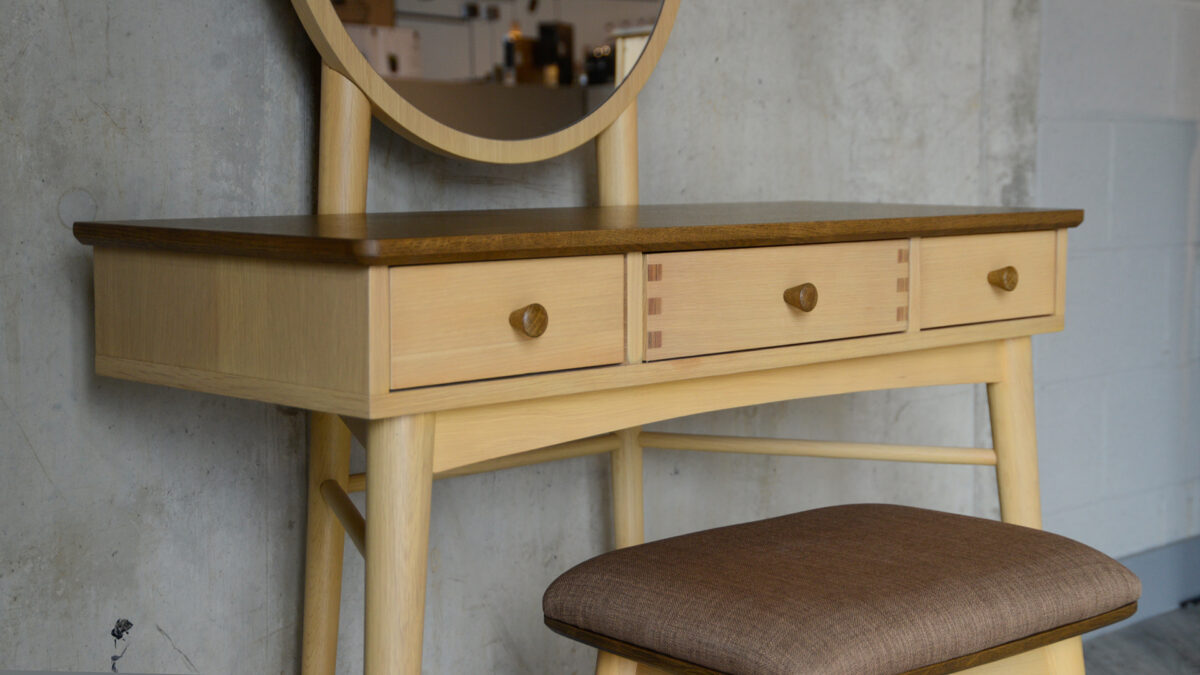 Two Tone Dressing Table Drawers and Stool
