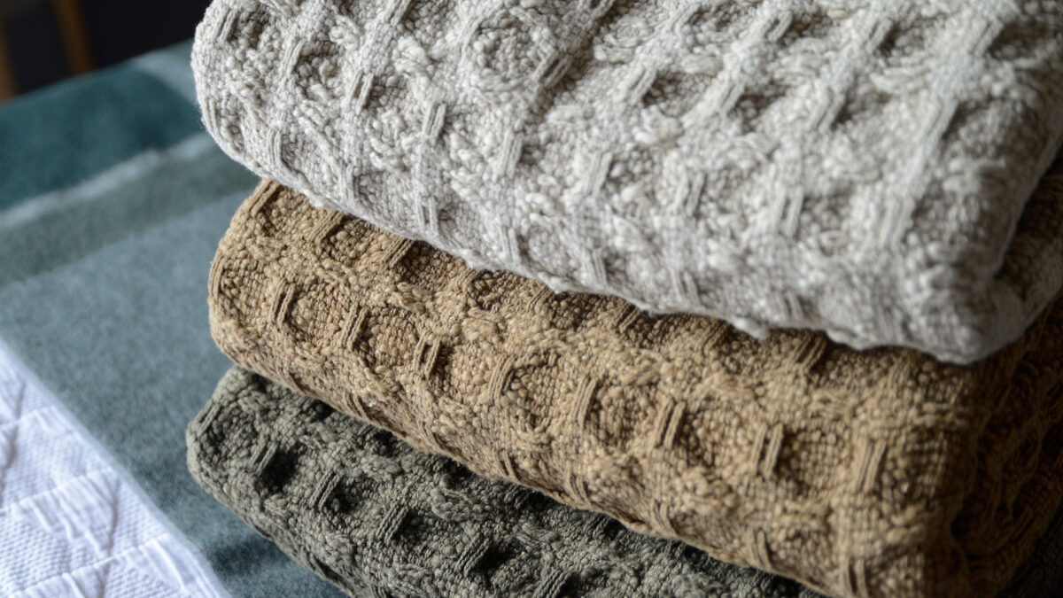 textured weave fringe-edged throws in 3 colour options