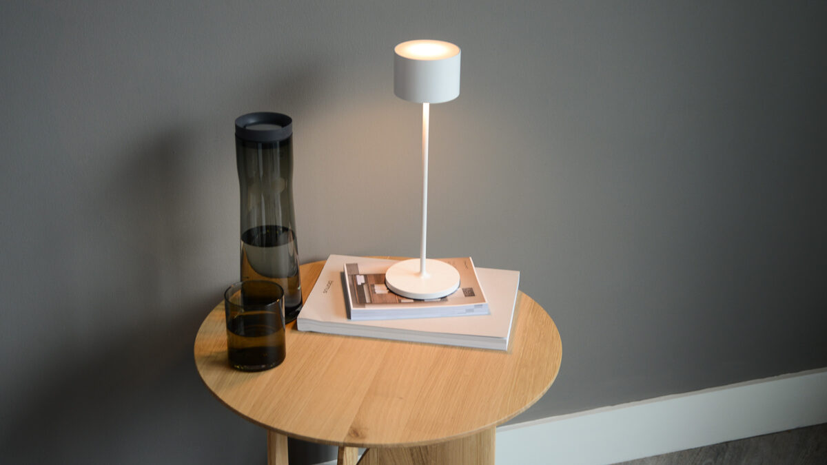 wireless chargeable LED table lamp for indoor and outdoor use