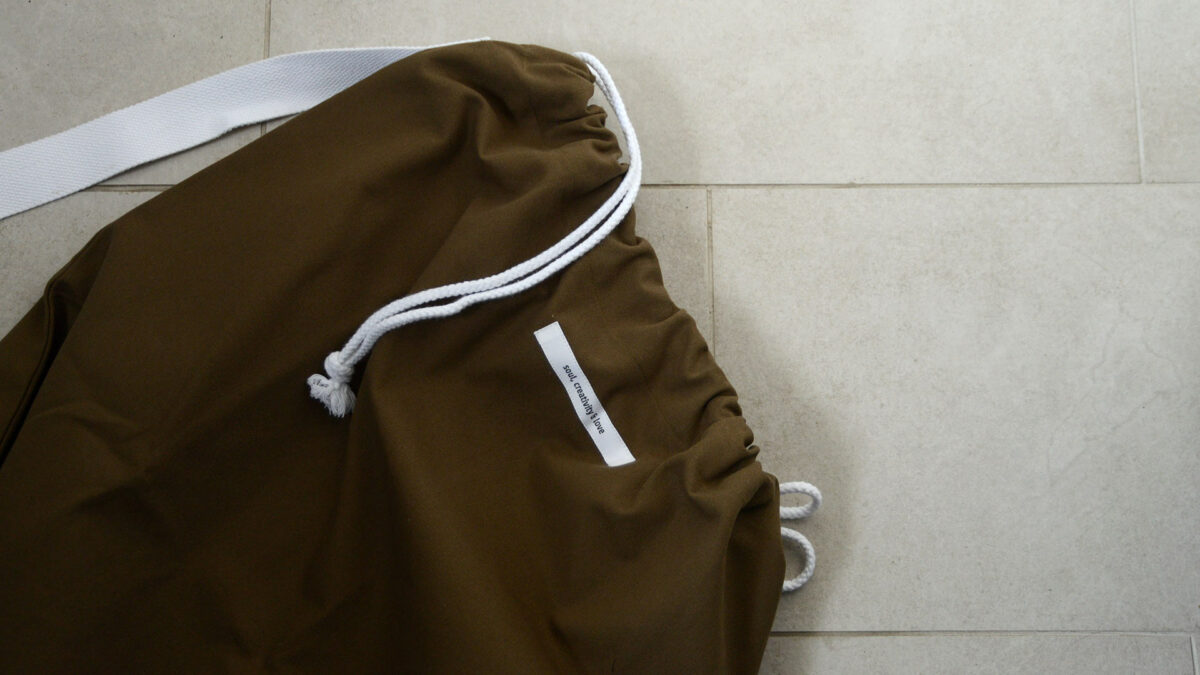 XL fabric laundry bag in warm khaki