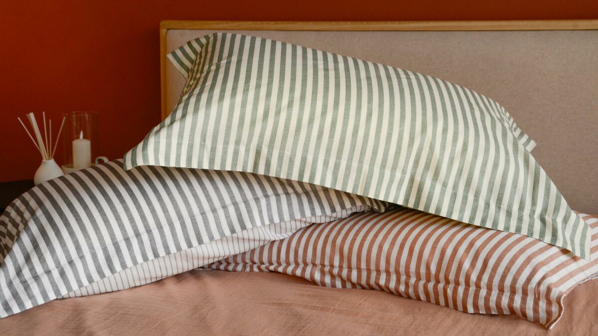 Yard Stripe Bedding Stack 3