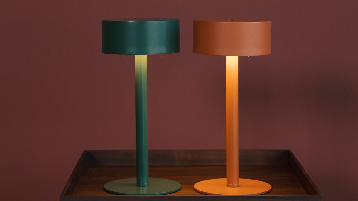 adjustable lamps in green or orange