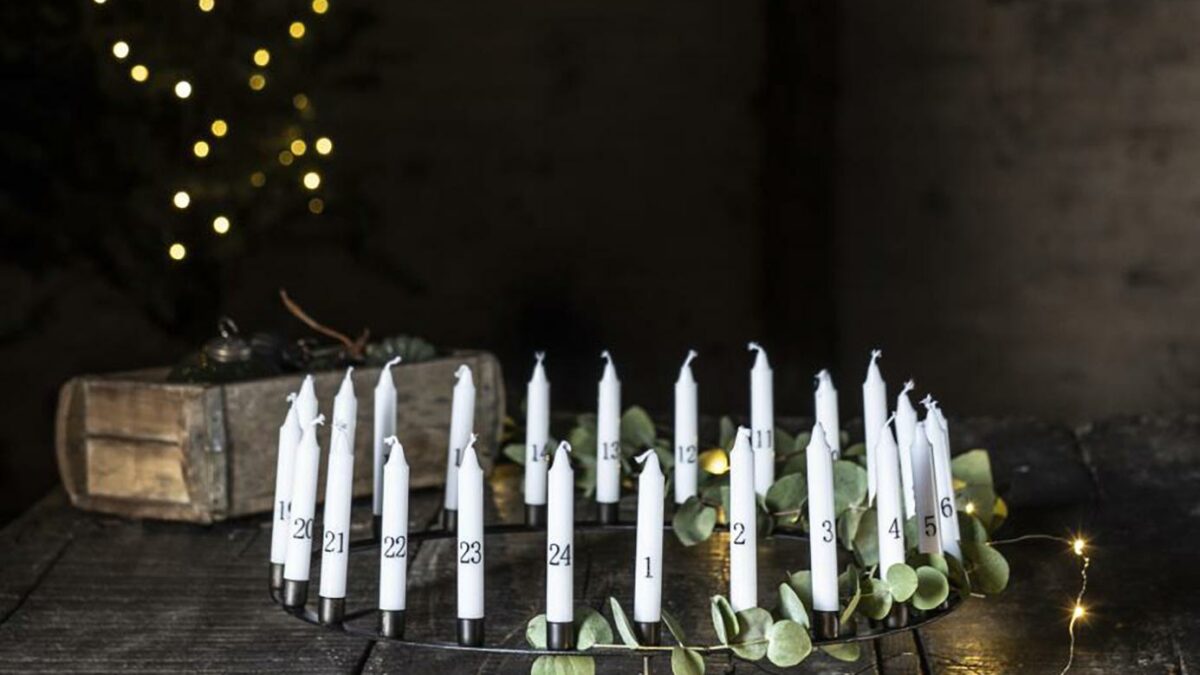 advent candle holder centrepiece pin