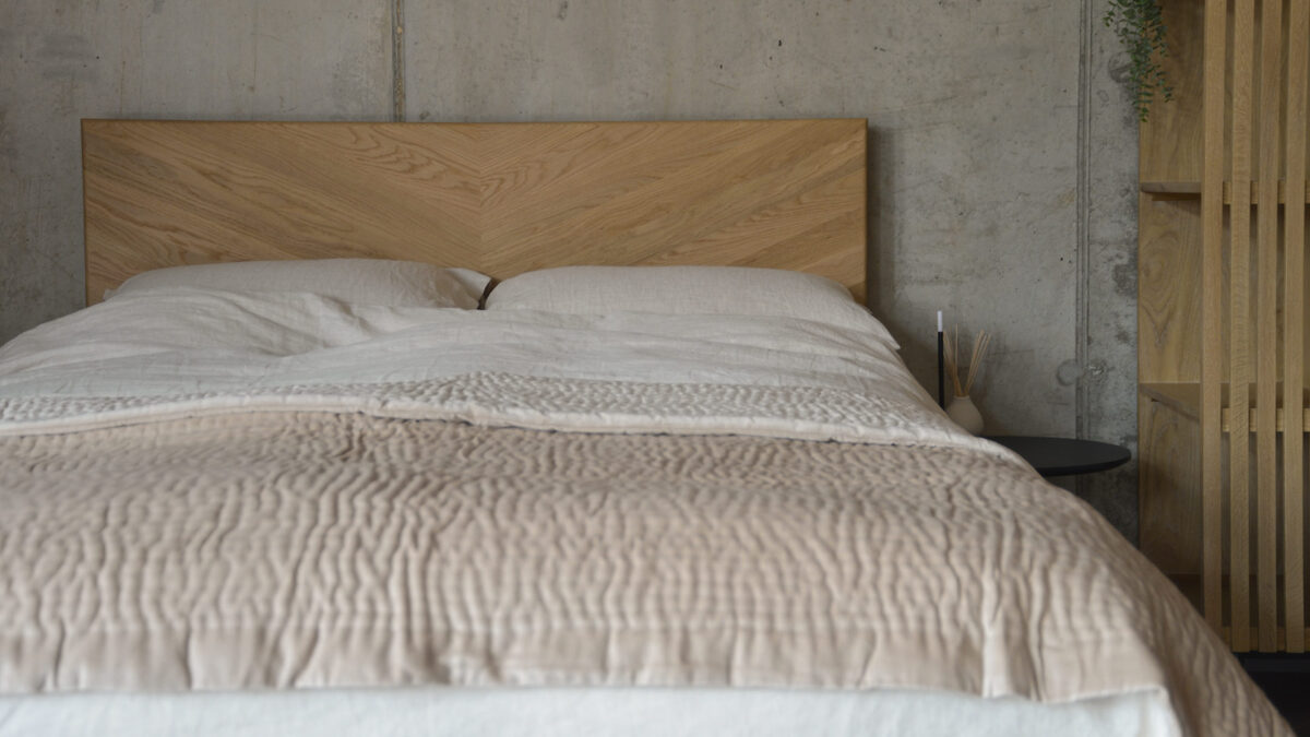 Stitched Velvet Bedspreads - 3 Colours - Image 4
