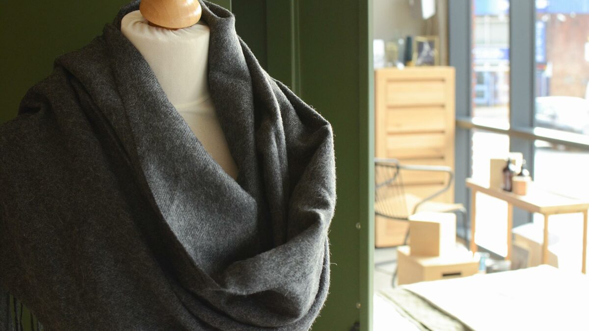 alpaca scarf charcoal