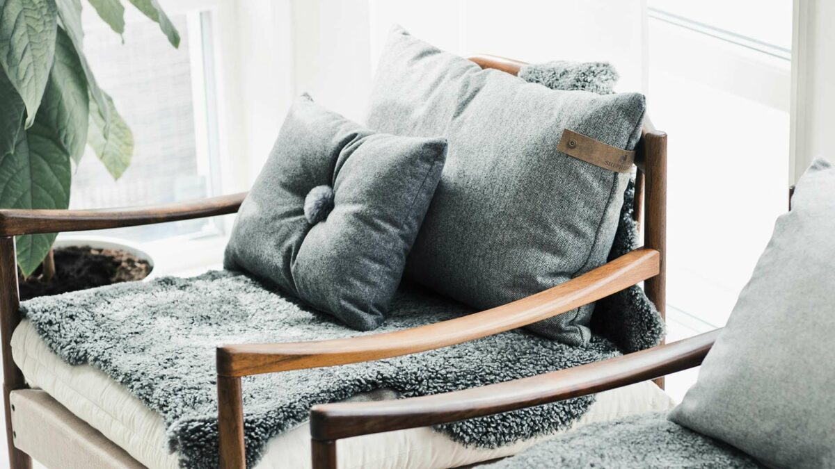 anita wool cushion grey 2 05I9173