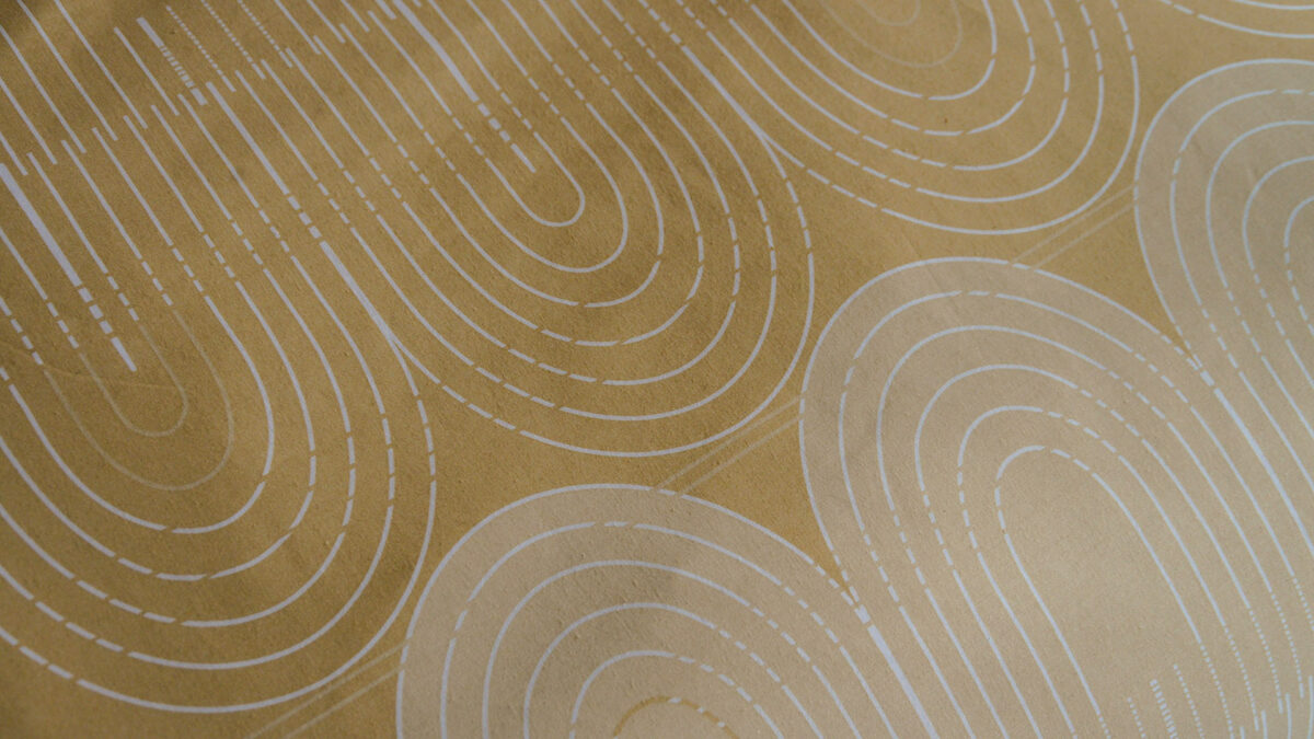 arch patterned duvet set in honey detail