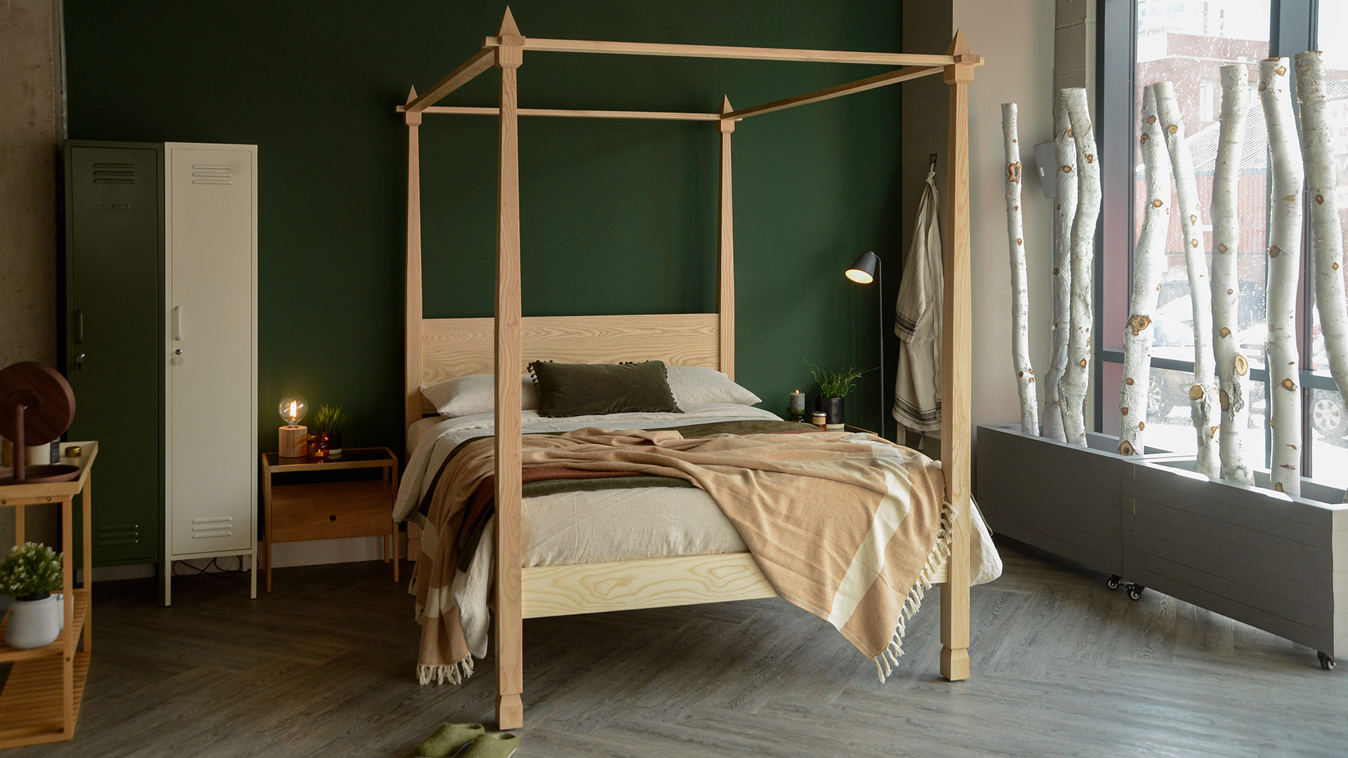 contemporary Indian style 4 Poster bed in Ash wood