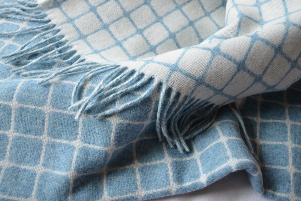 Blue and Ivory Modern Wool Throw - Athens