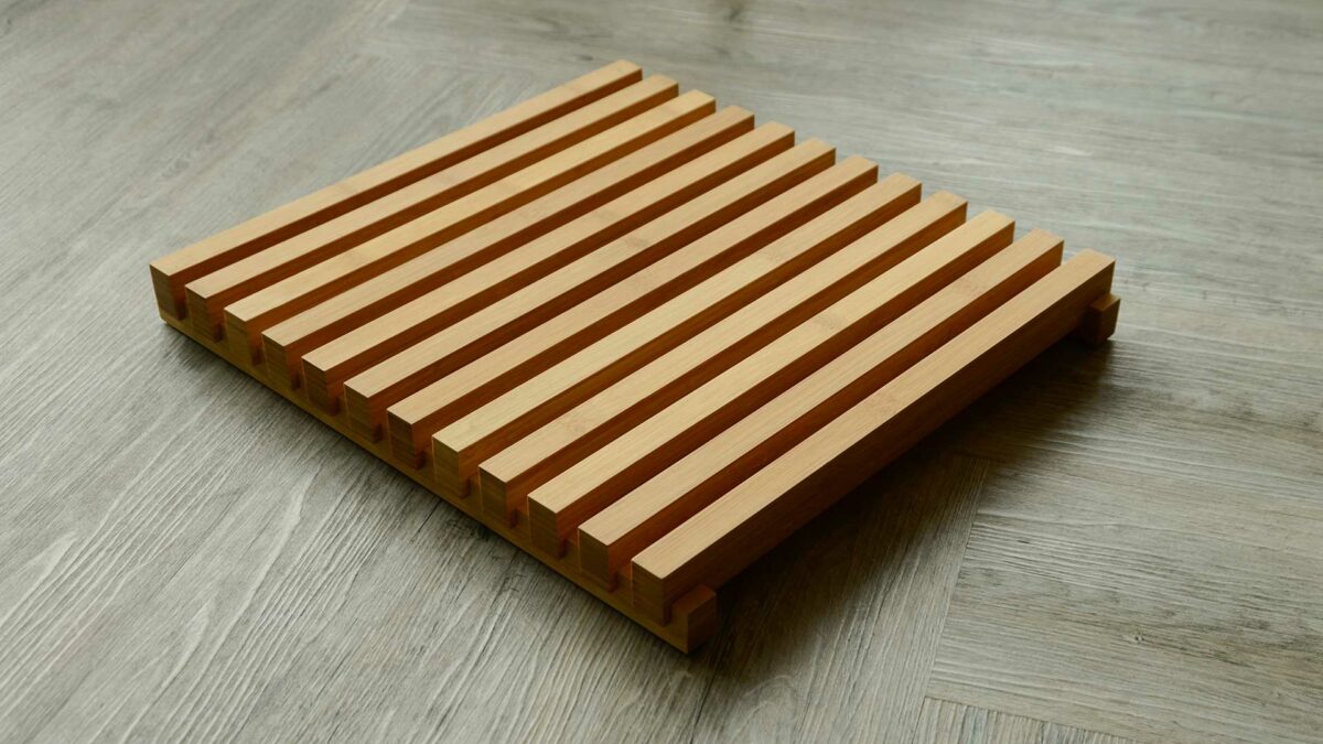 slatted bamboo step mat