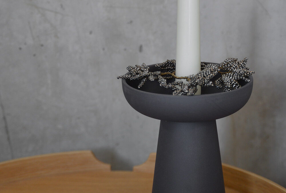 beaded decorations with candle portrait