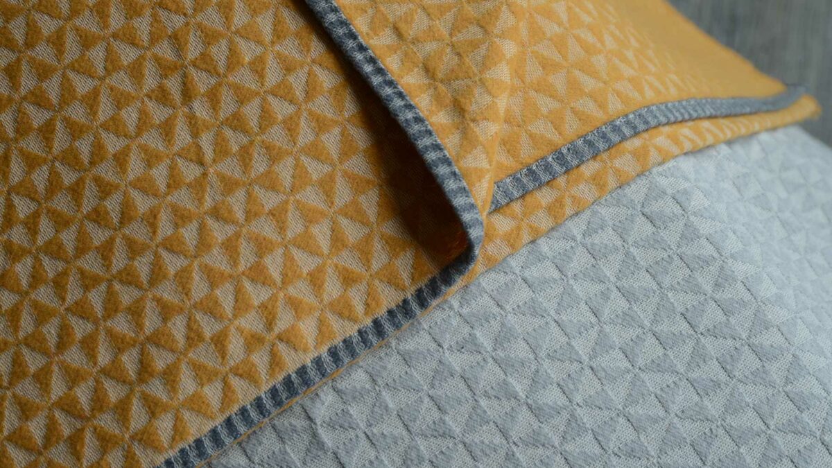 bedspreads with textured triangle pattern