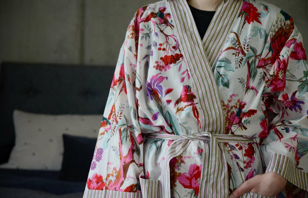 chinoiserie print light cotton robe in pink and ivory with striped edging