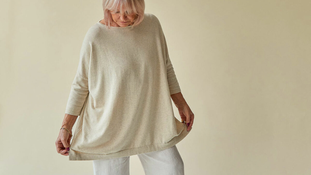 billie cotton jumper in oatmeal with side slits