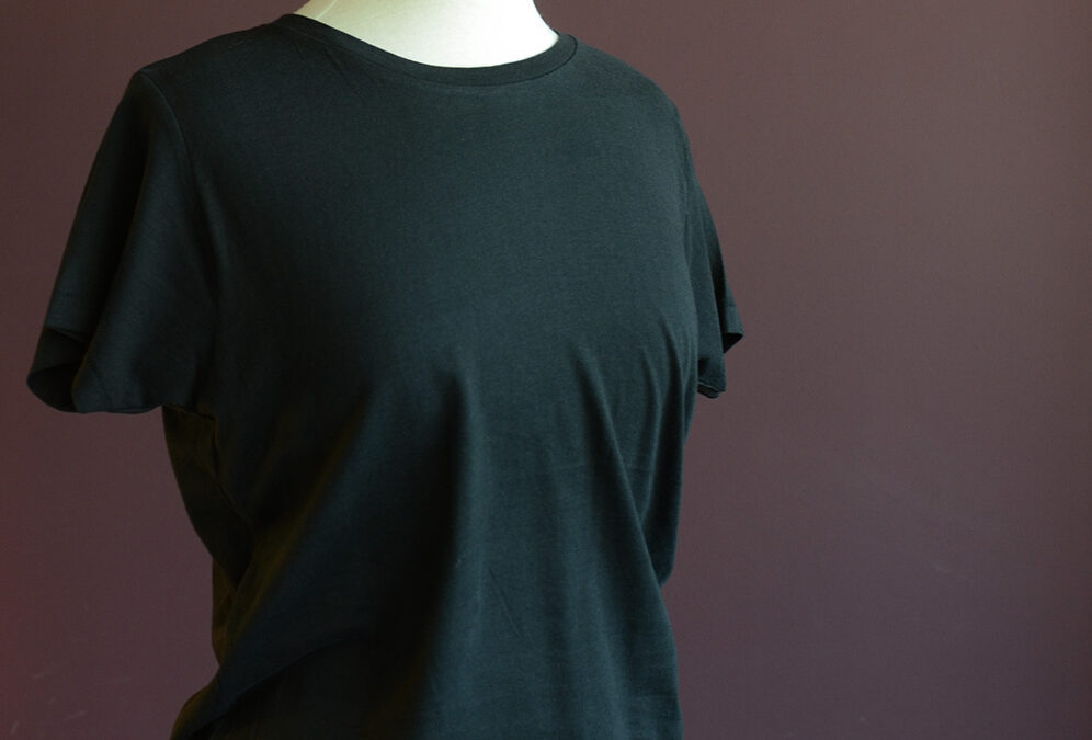 black cotton T shirt