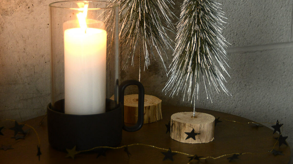 black star garland with lantern portrait