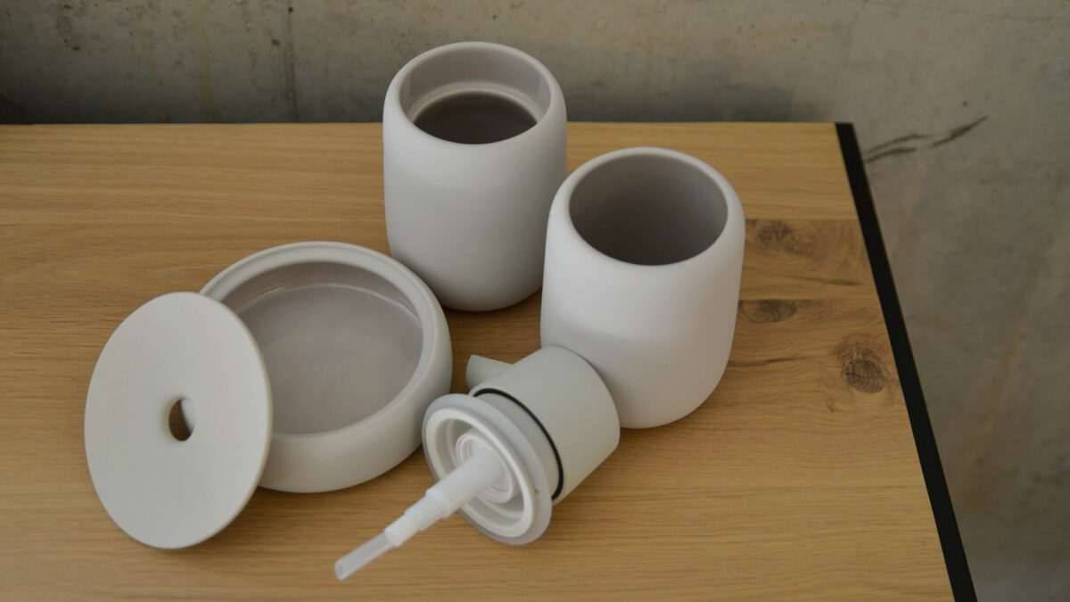blomus light clay bathoom accessories