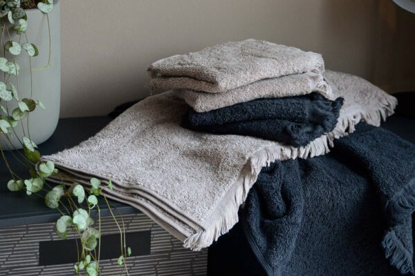 Expensive towels top