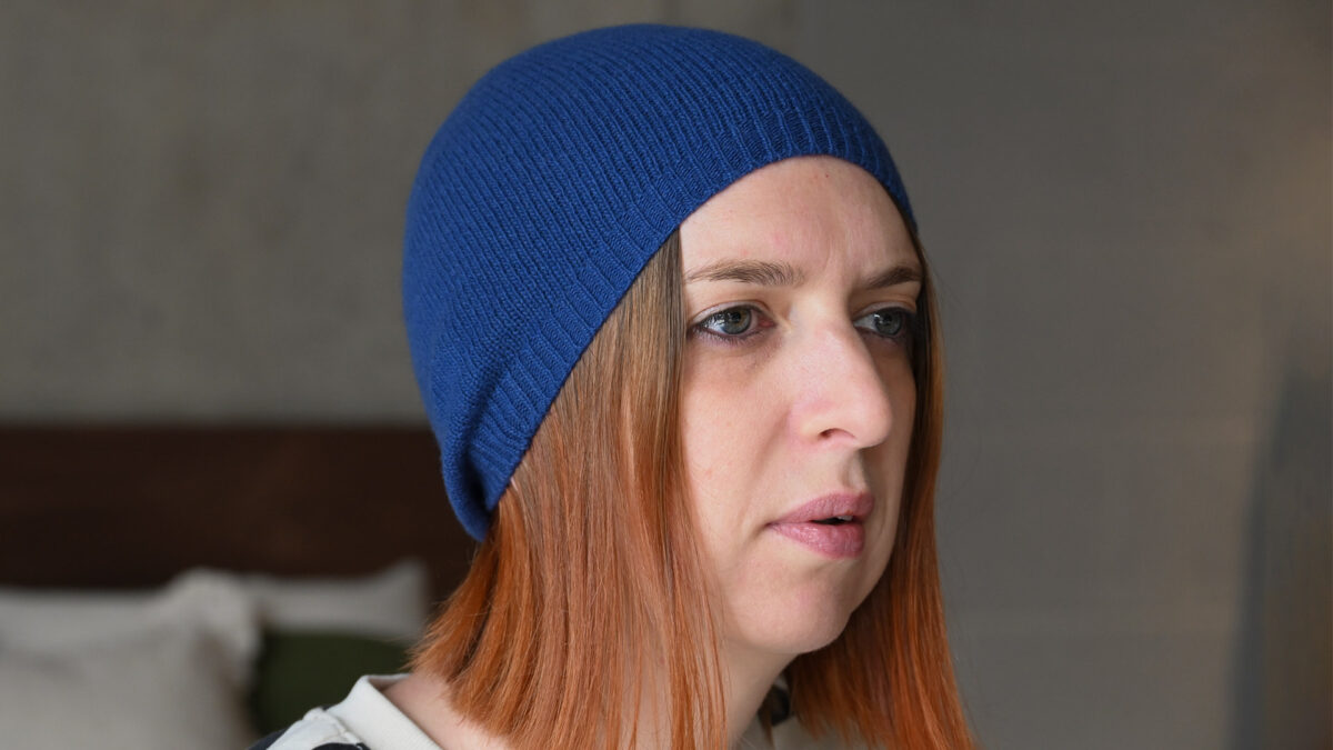 Luxury Cashmere Beanie Hats - 3 Colours - Image 2
