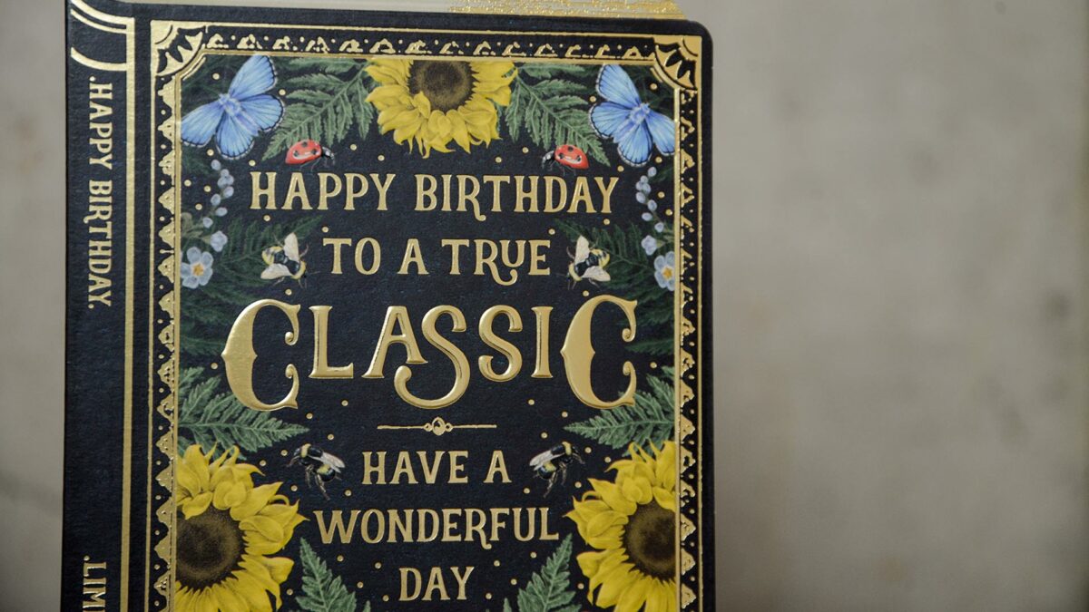 book happy birthday card detail