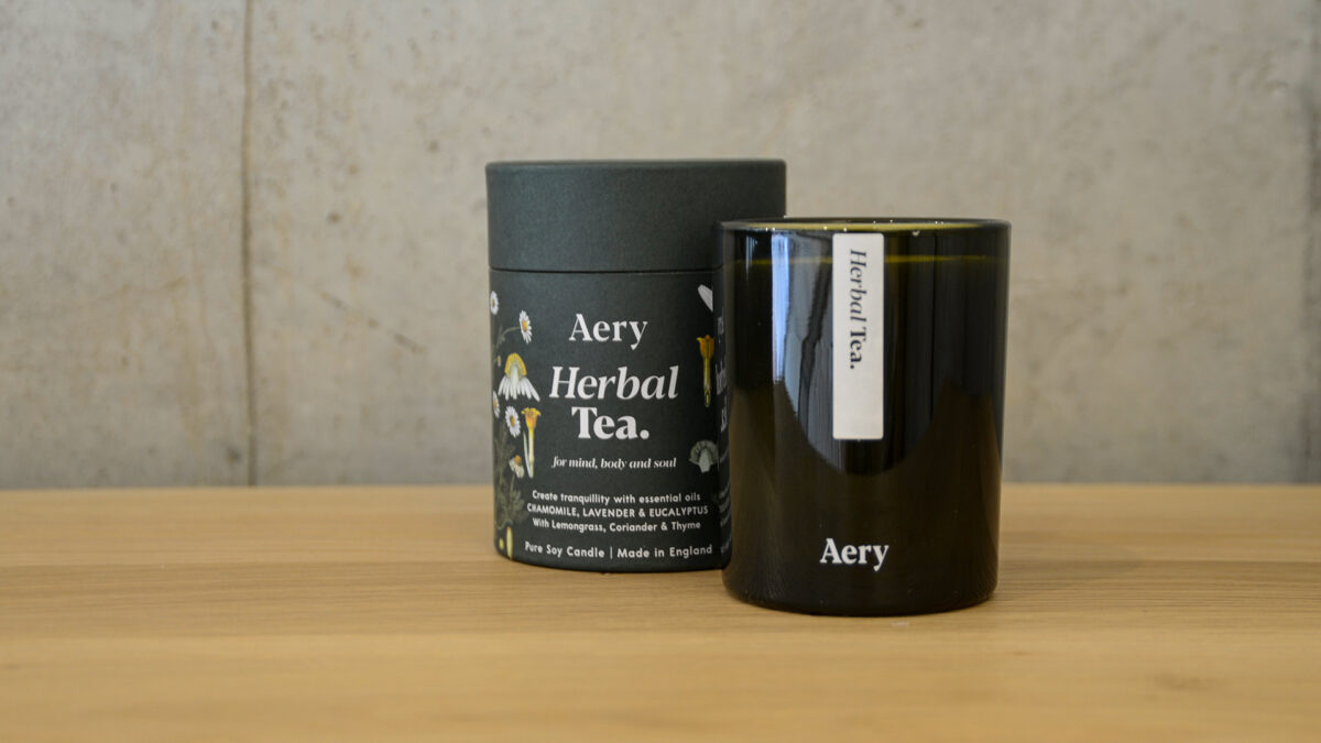 botanical scented candle herbal tea