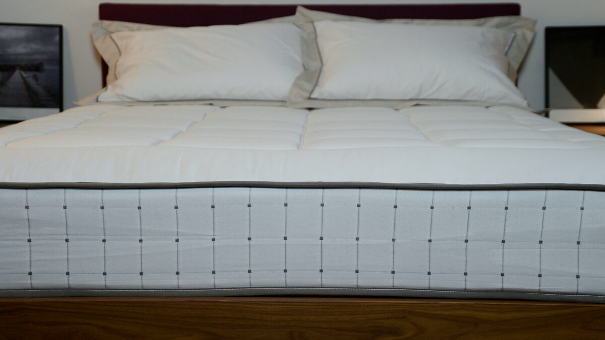 bottom end sprung rolled mattress